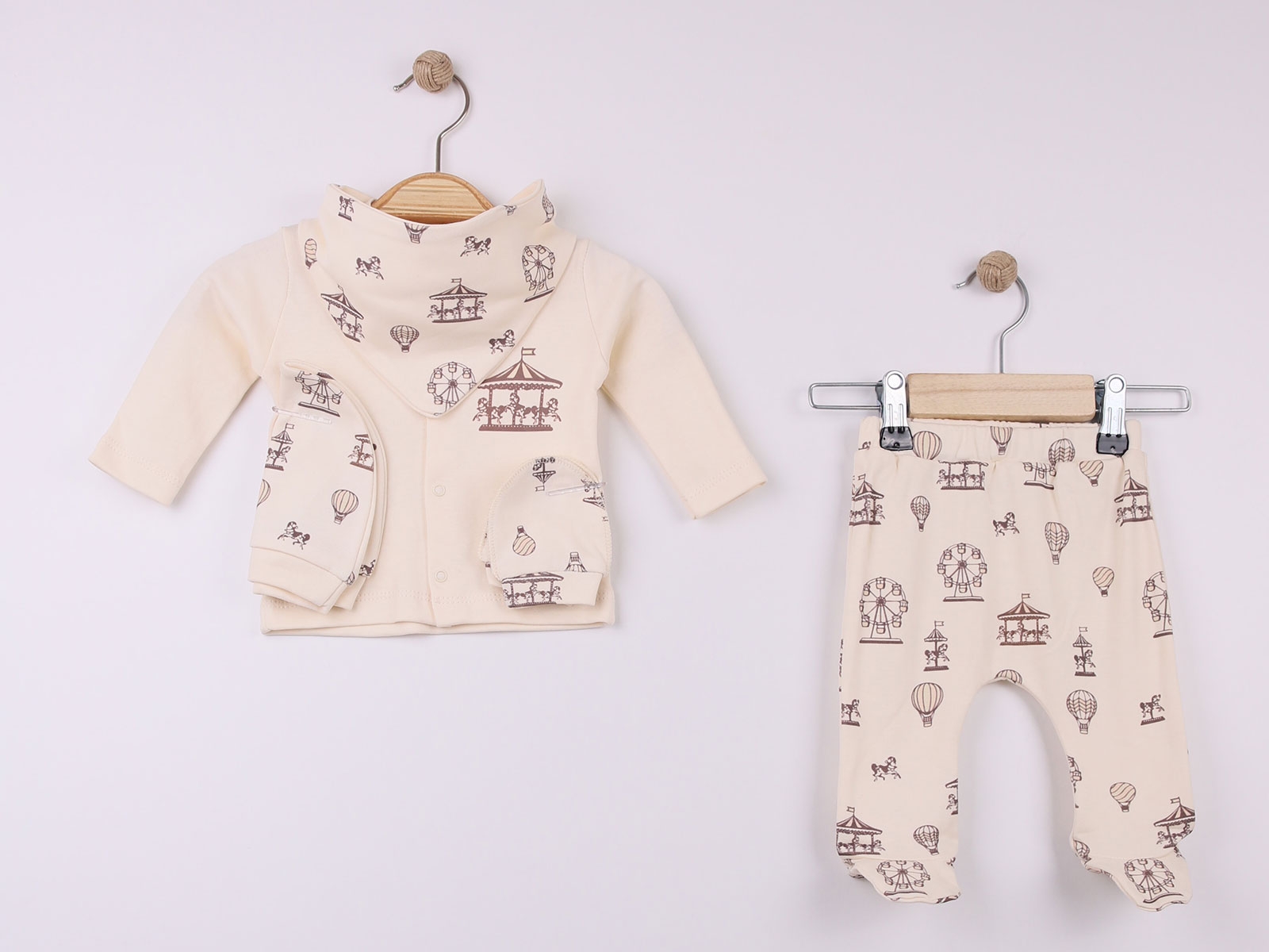 At Desenli Kız Bebe Yeni Doğan 5li Set