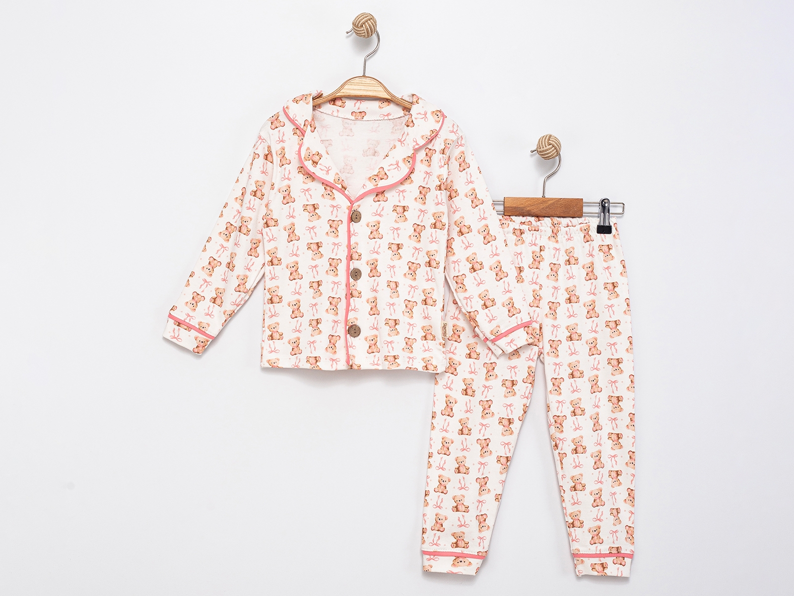 Ayıcık Desenli Yakalı Kız Pijama Takım