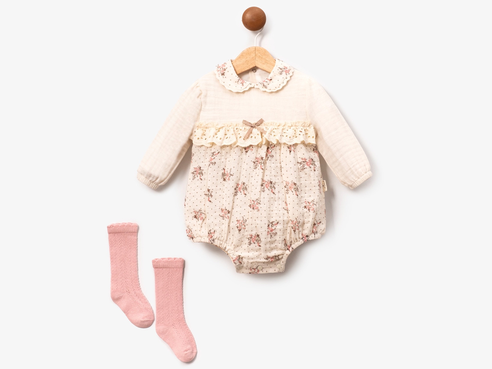 Çiçek Nakışlı Kız Bebe Romper