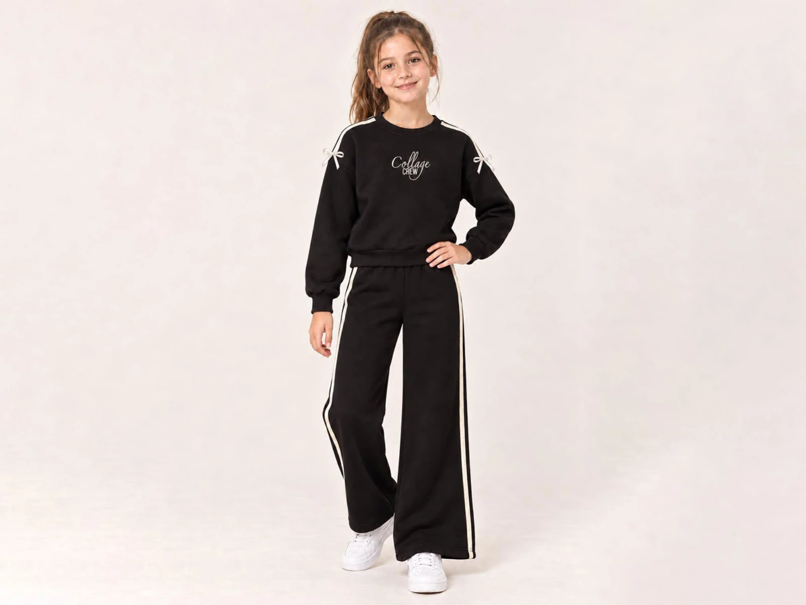 Toptan AKKUZU KİDS Collage Baskılı Şardonlu 3 İp Kız Takım Toptan Bebek Çocuk Giyim - Beniz Kids