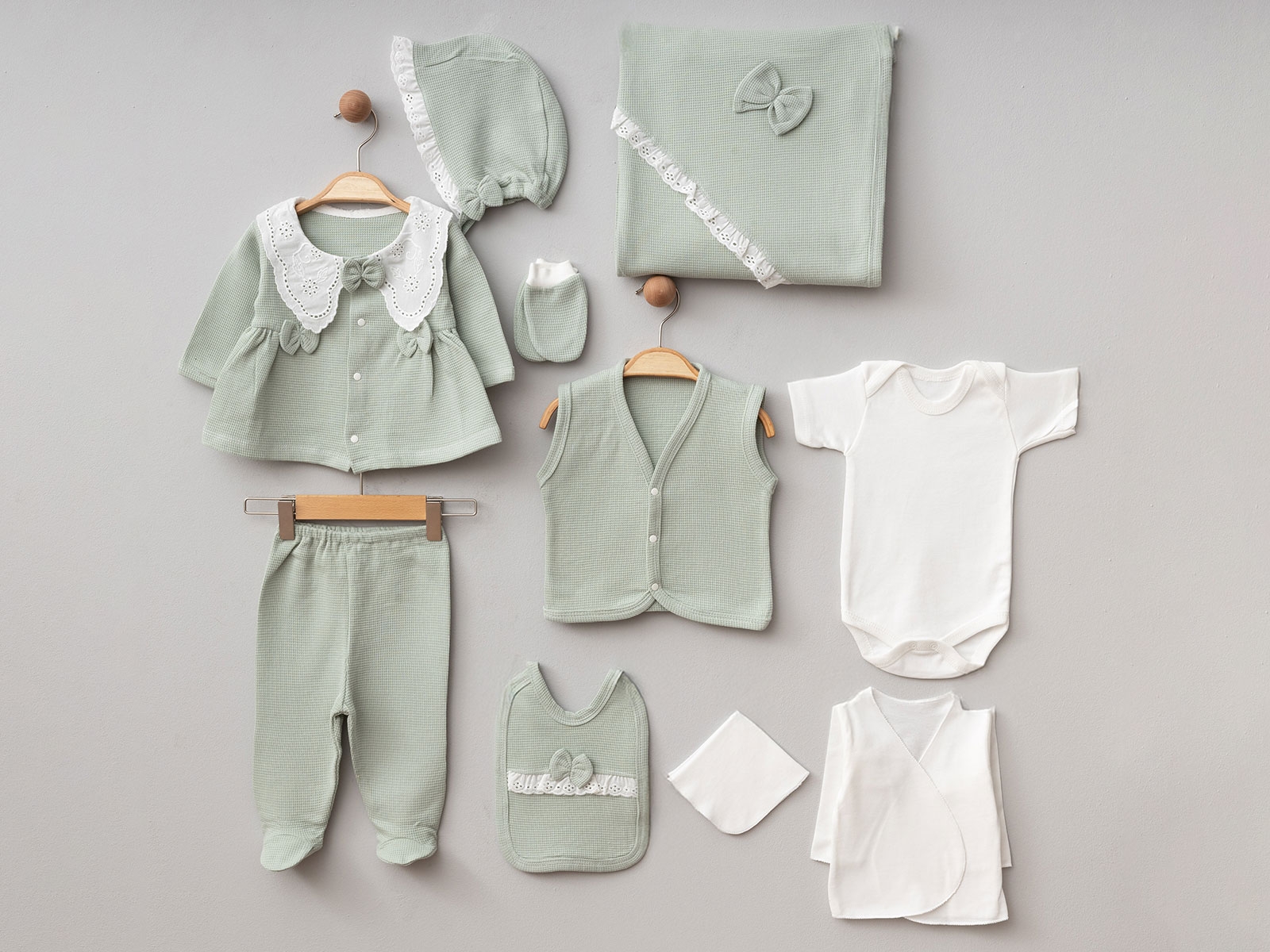Dantel Detaylı Bebe Kız 10lü Hastane Çıkışı Set