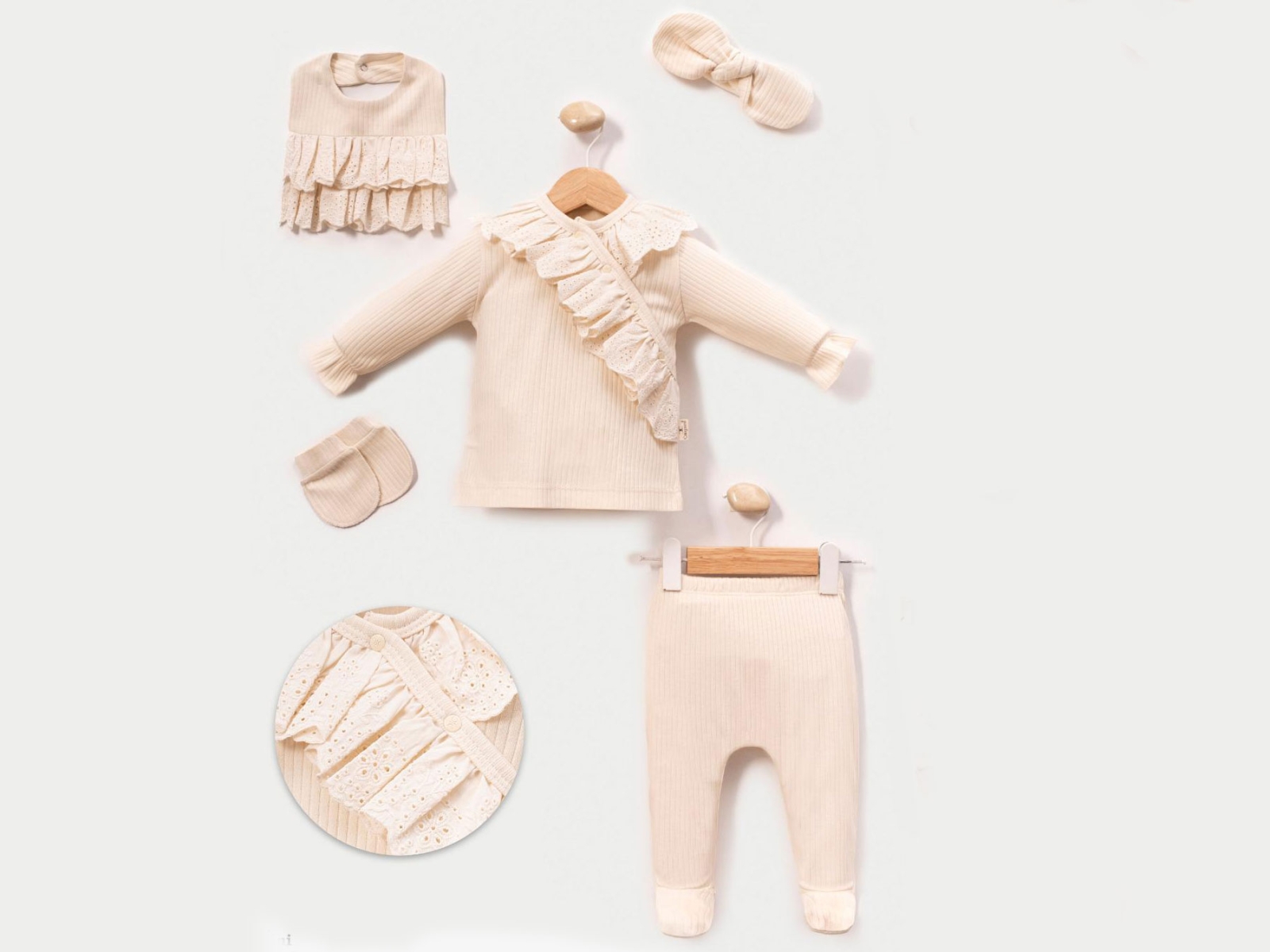 Dantel Detaylı Kız Bebe 5 Li Set