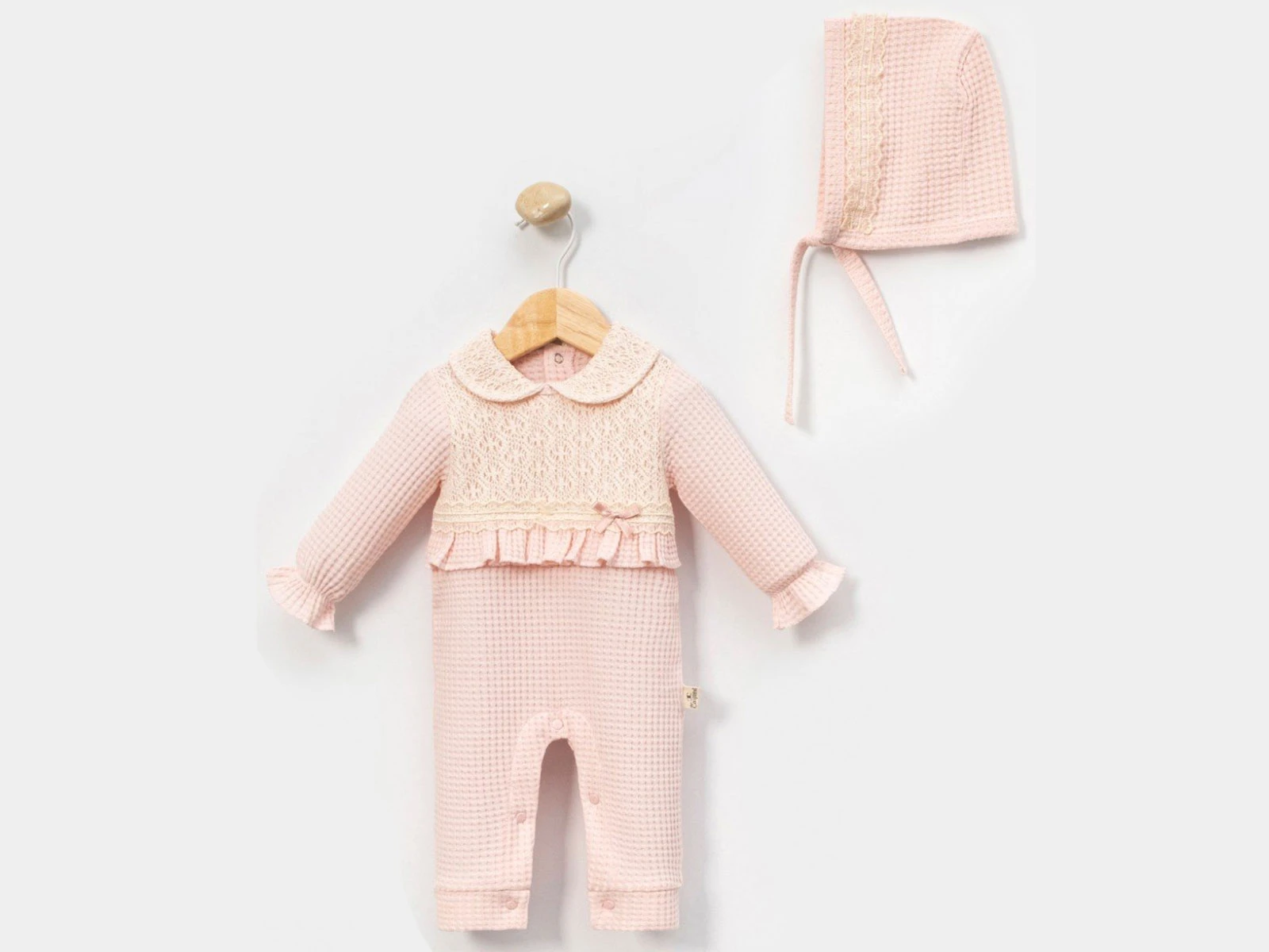 Toptan CAYZEN Dantel İşlemeli Fiyonk Detaylı Şapkalı Kız Bebe Tulum  Toptan Bebek Çocuk Giyim - Beniz Kids