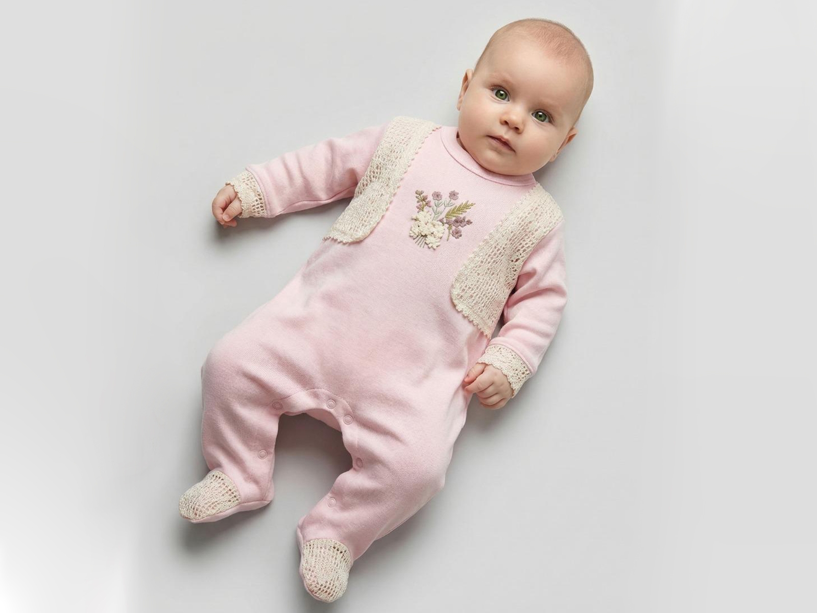 Dantelli Kız Bebe Tulum 