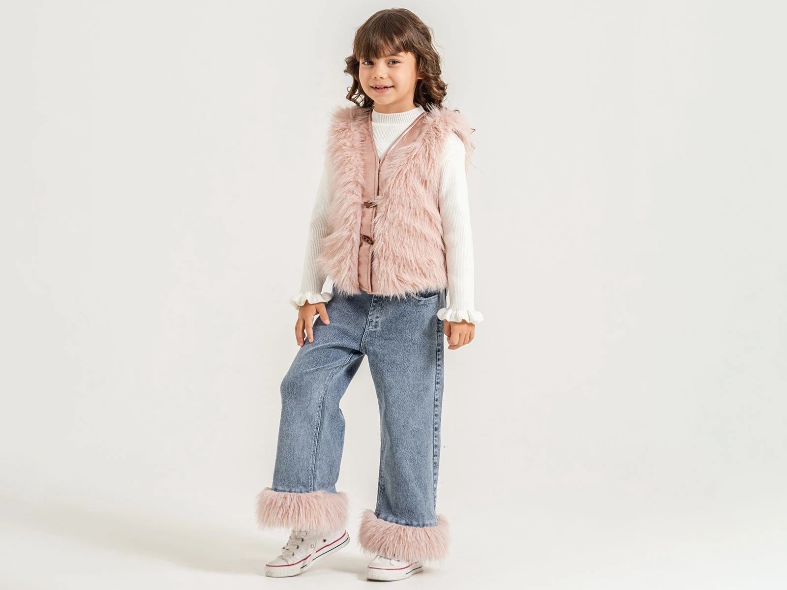 Toptan PAMPAL KİDS Düğmeli Tüylü Yelekli Kız Üçlü Takım   Toptan Bebek Çocuk Giyim - Beniz Kids