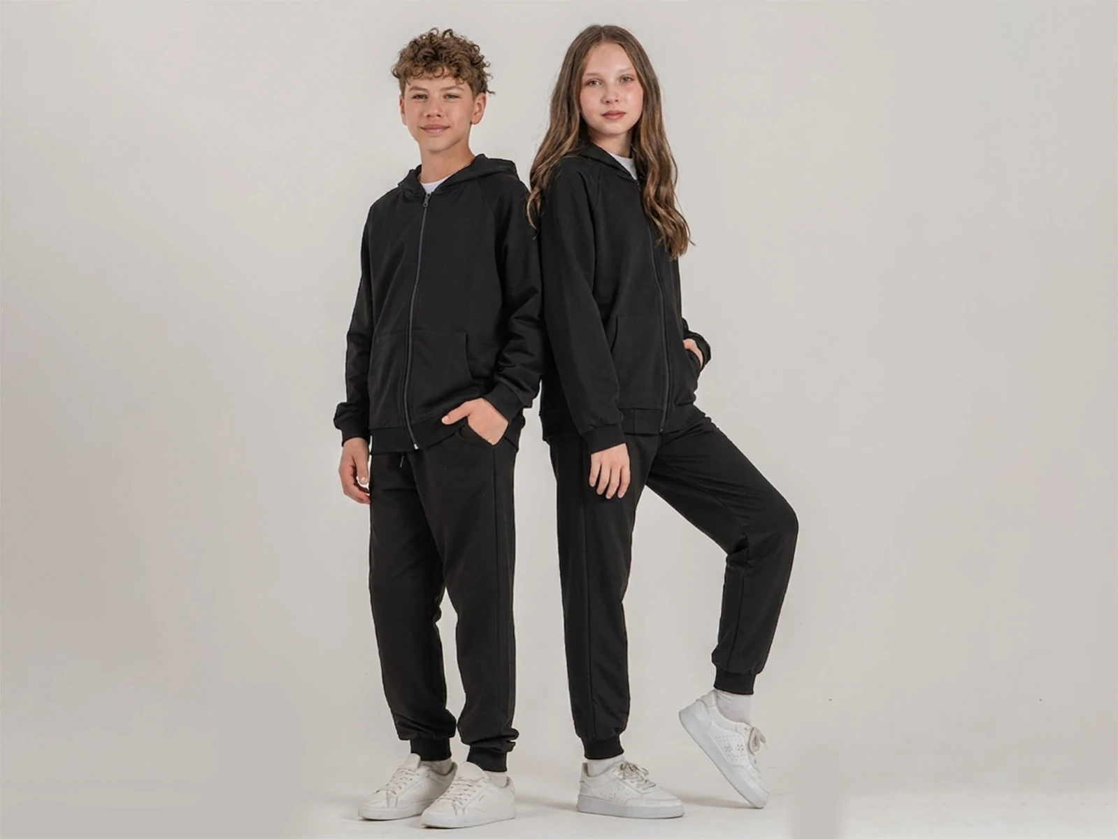 Fermuarlı Kapşonlu Kompakt Unisex Okul Eşofman Takım