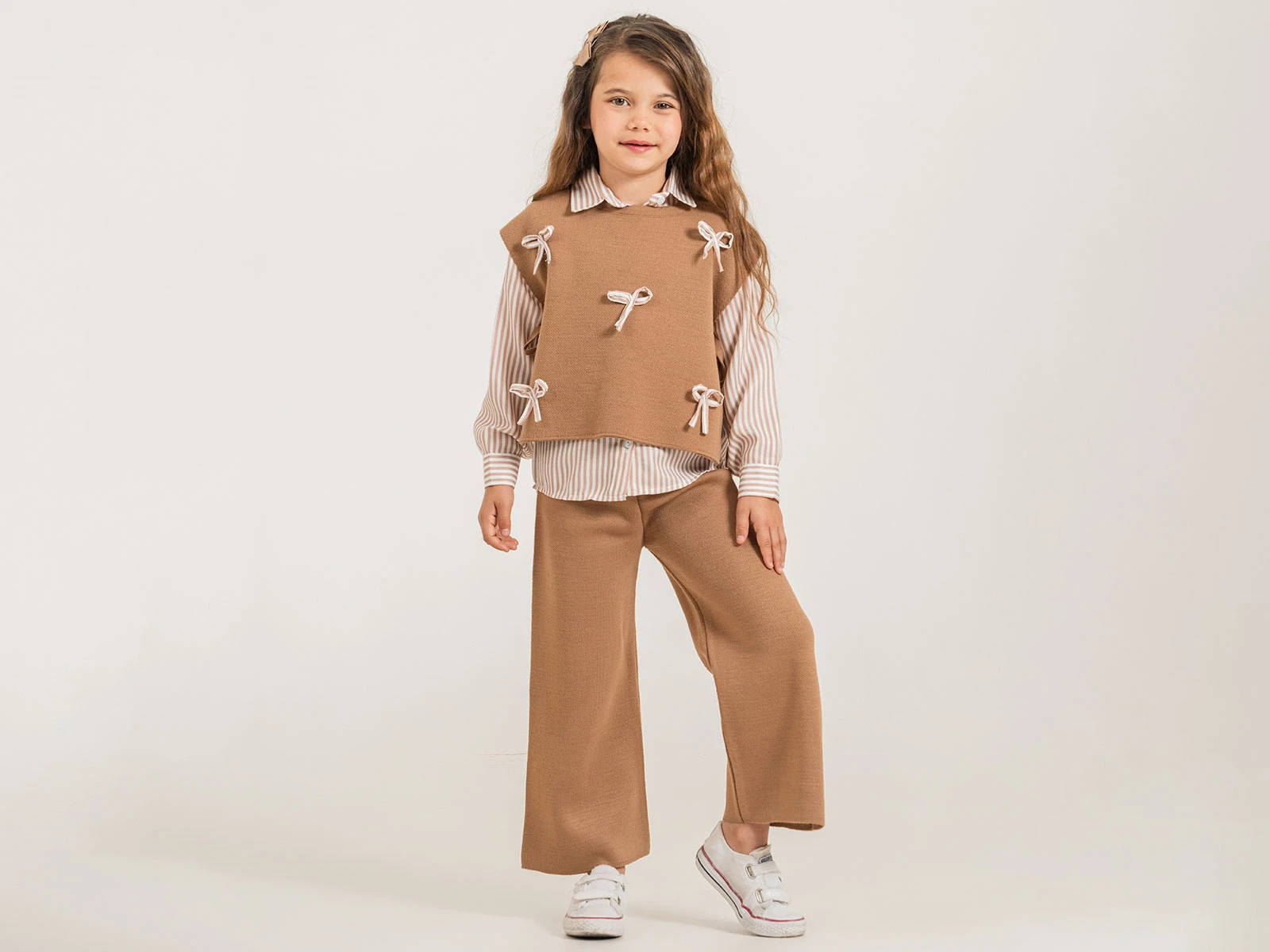Toptan PAMPAL KİDS Fiyonk Detaylı Çizgili Gömlekli Kız Üçlü Takım  Toptan Bebek Çocuk Giyim - Beniz Kids