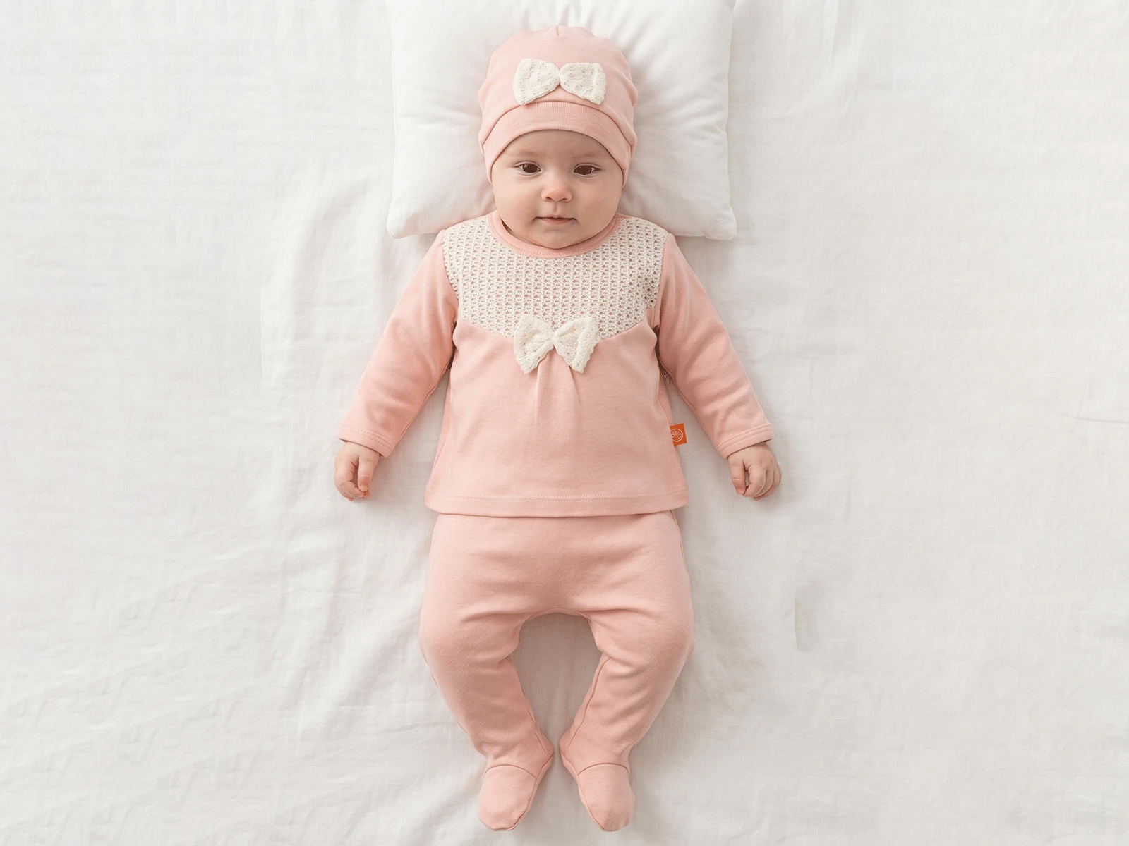 Fiyonklu Dantelli Kız Bebe Beşli Set Takım 