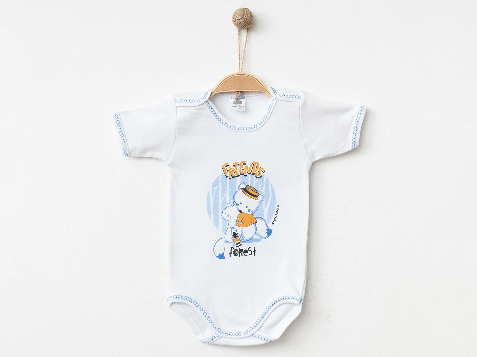 Friends Baskılı Unisex  Yarım Kol Çıtçıtlı Badi