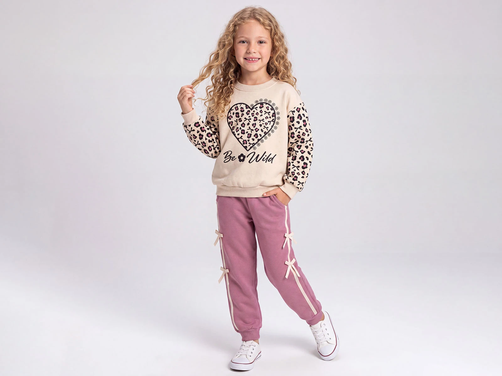 Toptan FEELY KİDS Kalp Baskılı Fiyonk Detaylı 3 İp Şardonlu Kız Takım  Toptan Bebek Çocuk Giyim - Beniz Kids