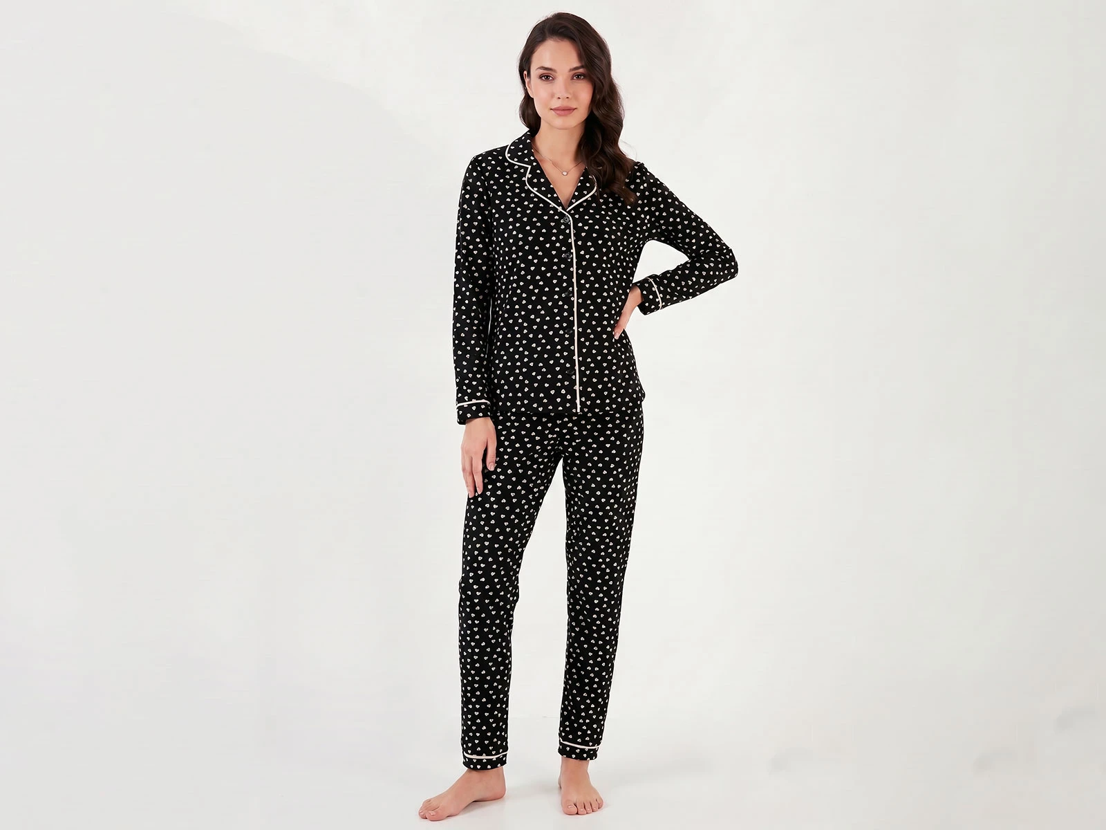 Kalp Desenli Yakalı Düğmeli Anne Yetişkin Beden Pijama Takım 