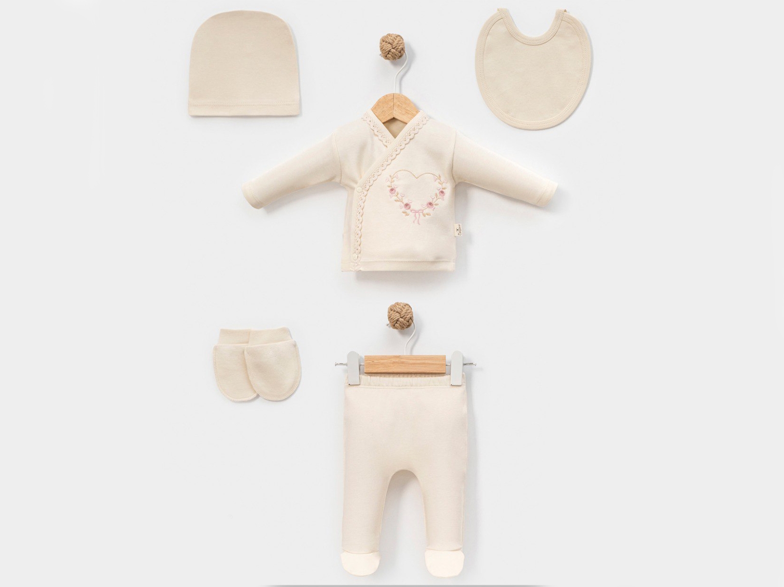 Toptan CAYZEN Kalp Nakışlı Yenidoğan Kız Bebe 5li Set Toptan Bebek Çocuk Giyim - Beniz Kids
