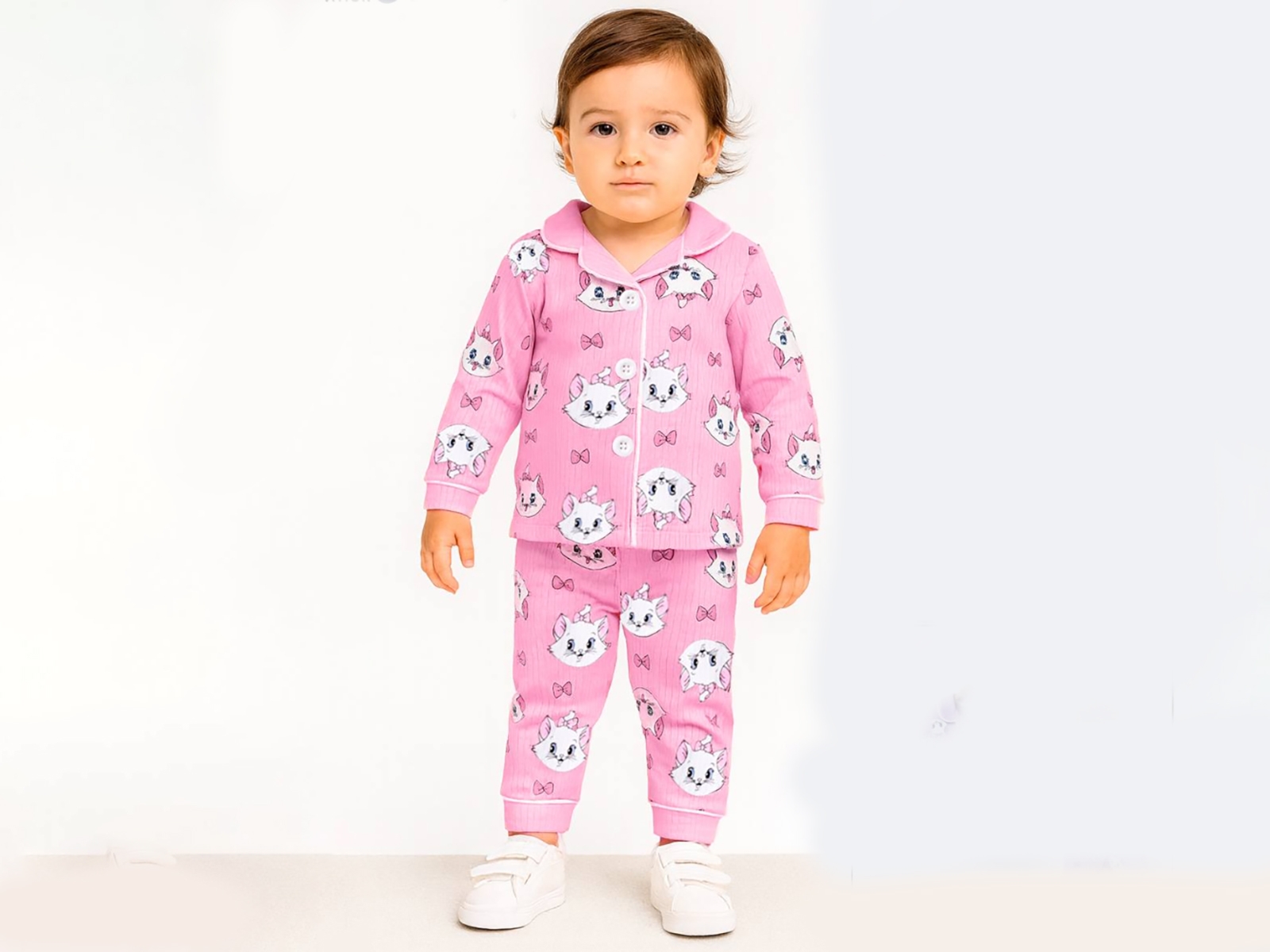 Kedi Desenli Yakalı Düğmeli Kız Pijama Takım