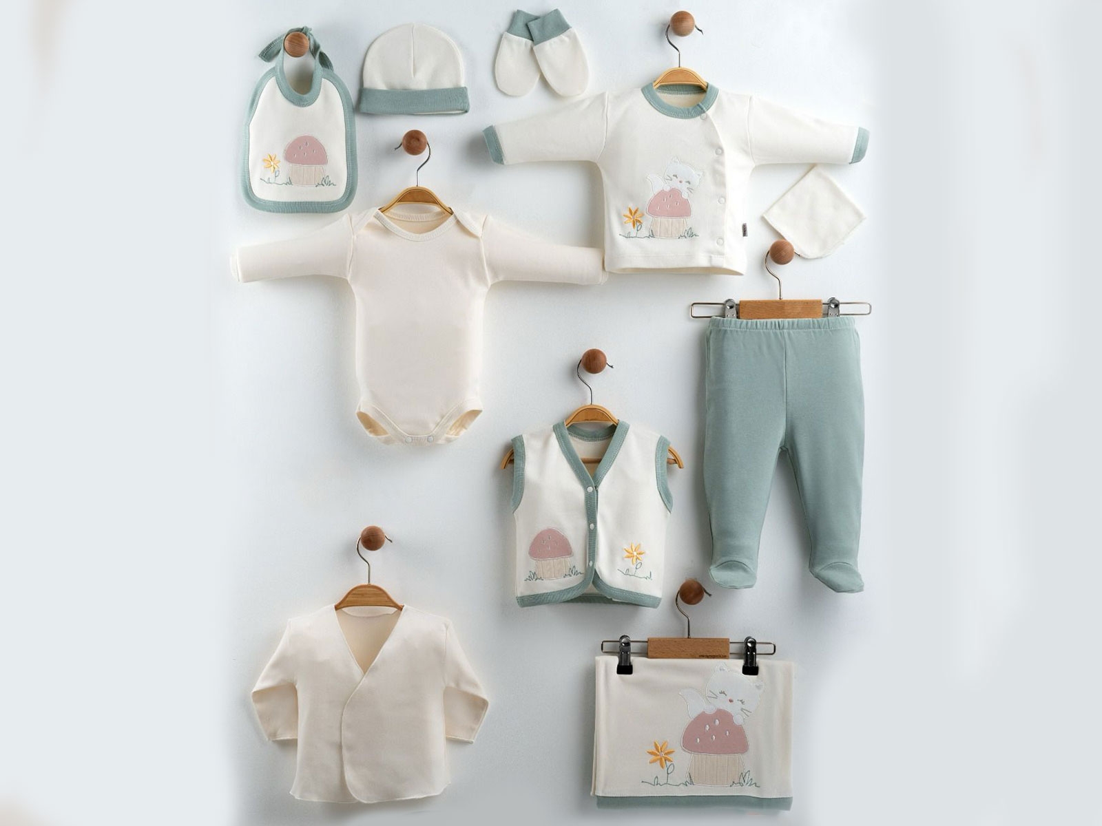 Kedi  Nakışlı 10lü Erkek Bebe Hastane Çıkışı Set
