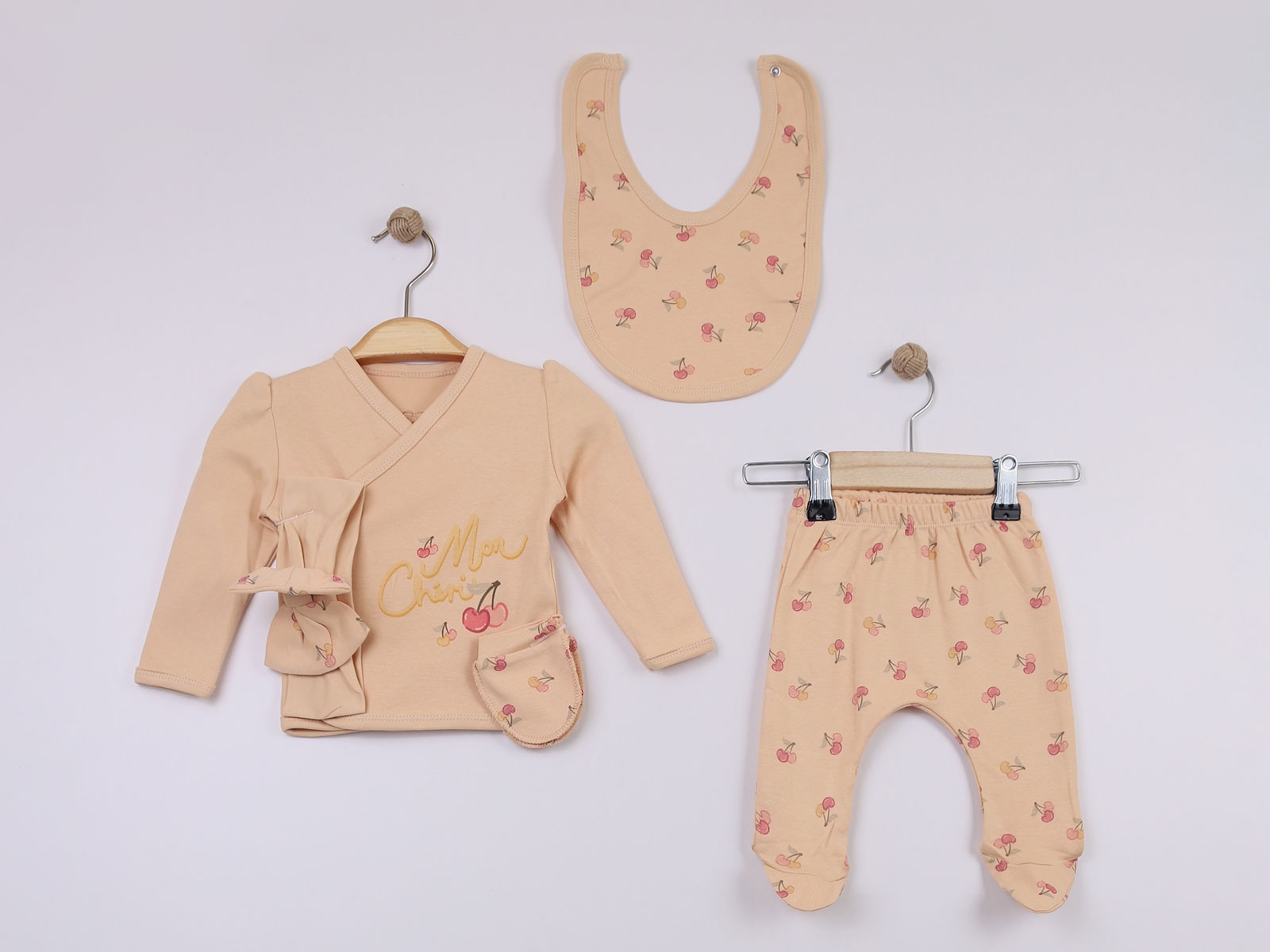 Kiraz Desenli Kız Bebe 5li Set