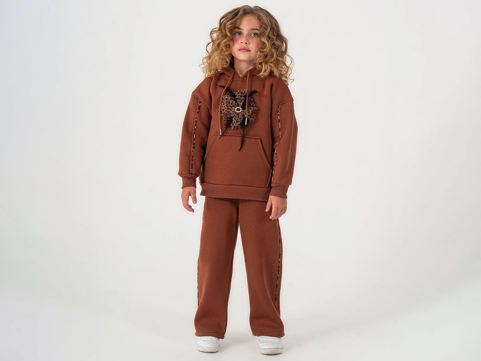 Toptan LUMİİ Leopar Desenli Taş Detaylı Cepli 3 İp Şardonlu Kız Takım  Toptan Bebek Çocuk Giyim - Beniz Kids
