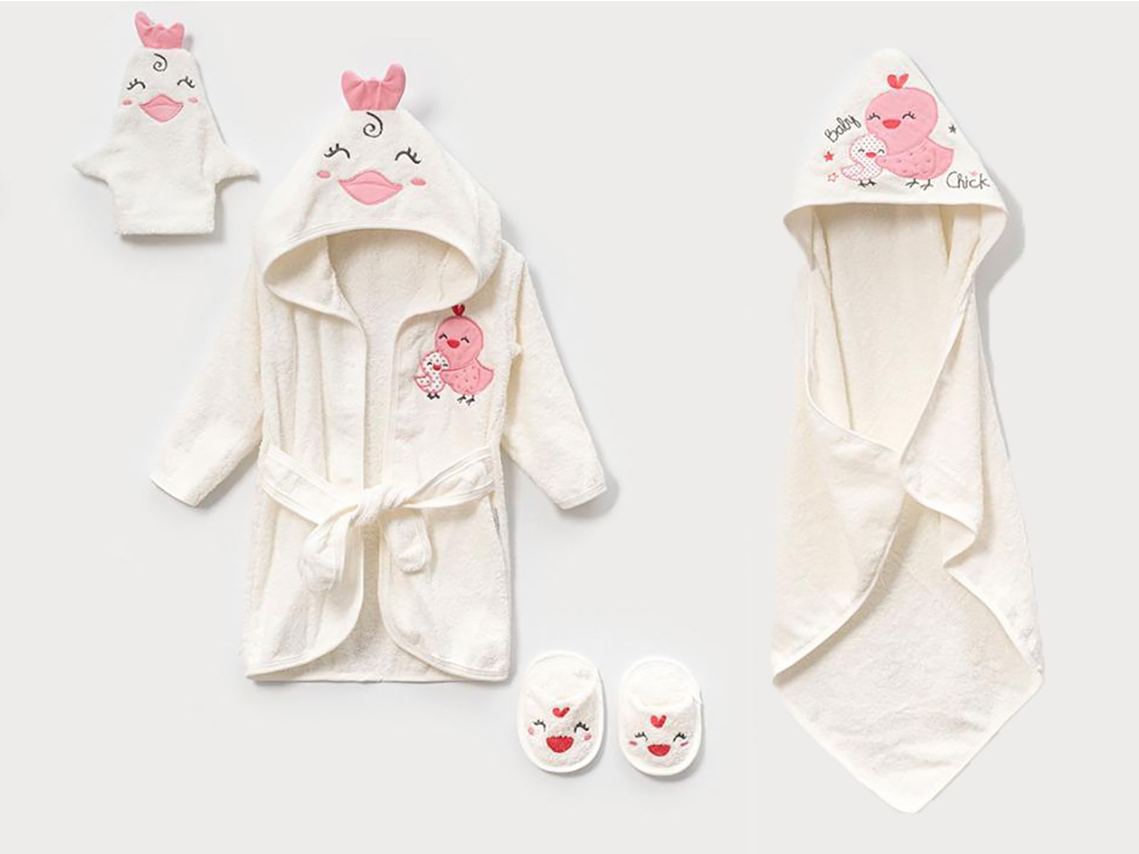 Ördek Nakışlı 4lü Kız Bornoz Set 