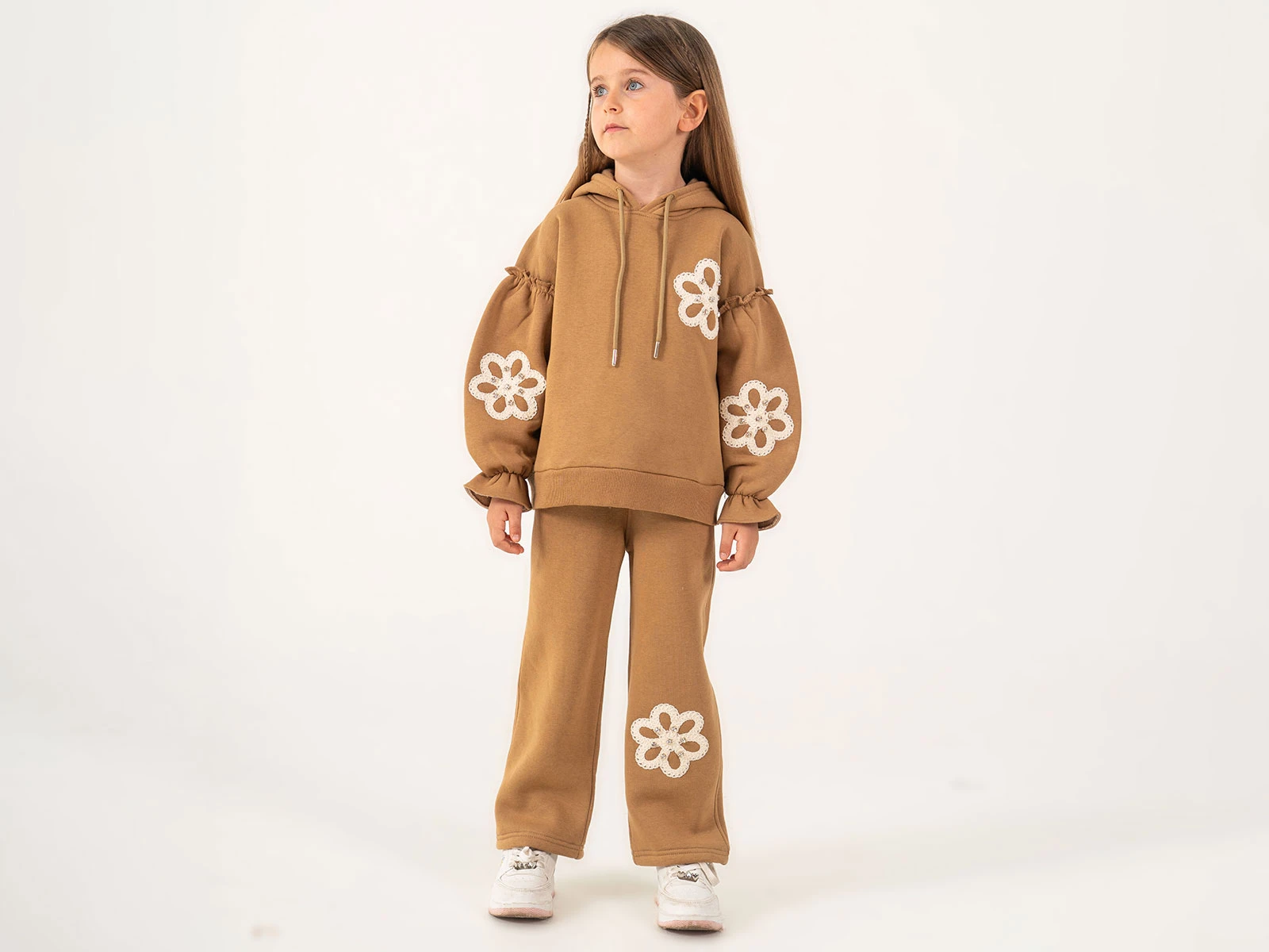 Toptan LUMİİ Papatya Desenli Şapkalı 3 İp Şardonlu Kız Takım Toptan Bebek Çocuk Giyim - Beniz Kids