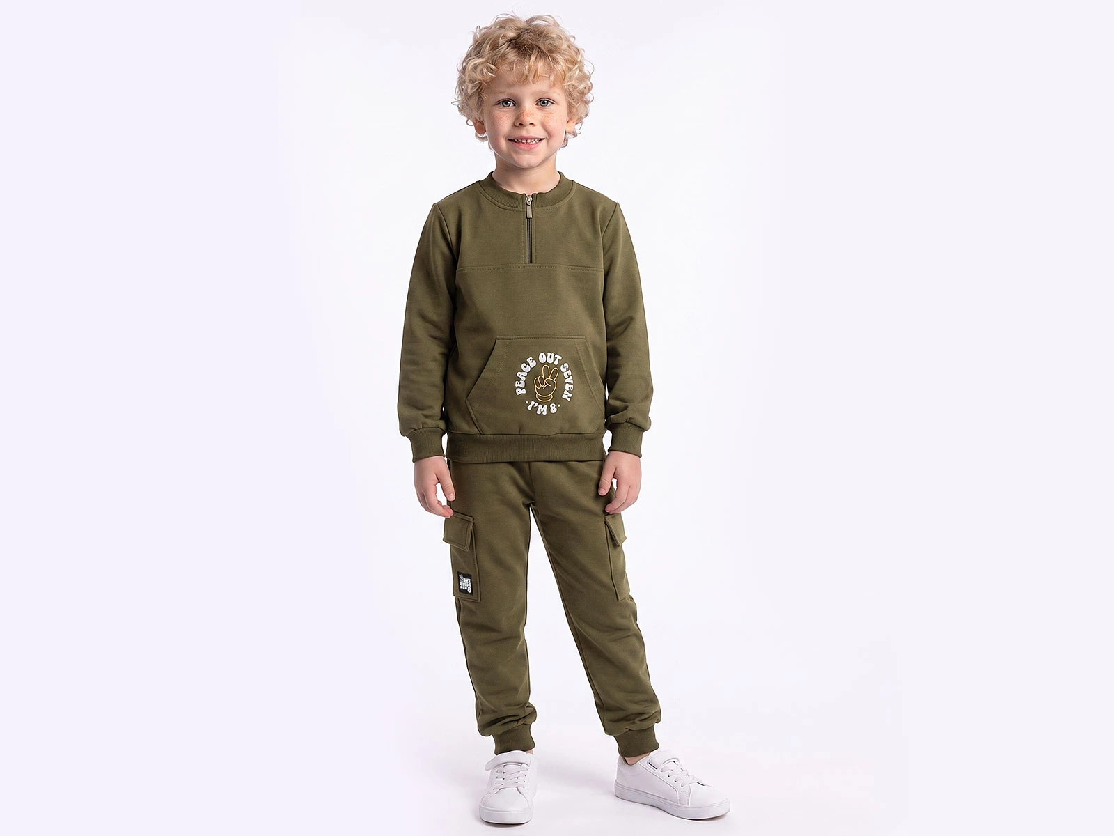 Toptan YAVRUCAK LİFE 2 Peace Out Baskılı Kanguru Cepli Erkek Takım  Toptan Bebek Çocuk Giyim - Beniz Kids