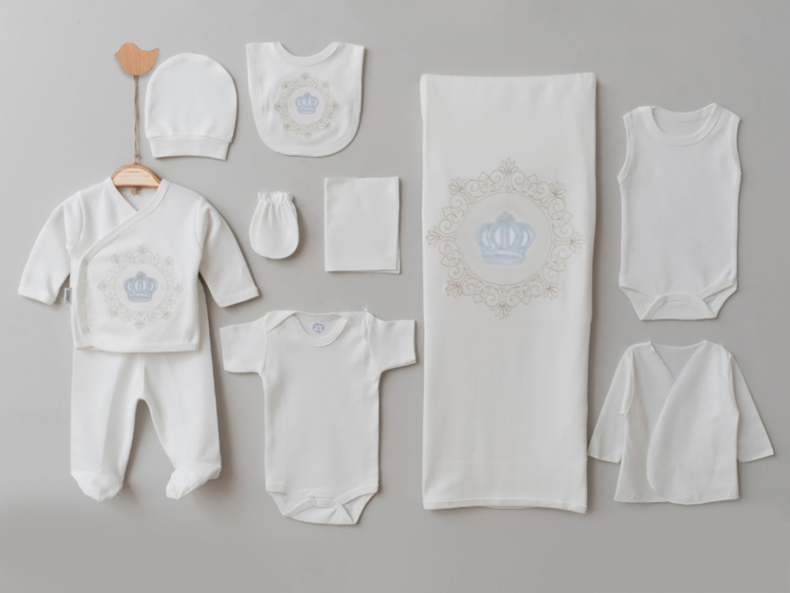 Taç Nakışlı 10lu Unisex Hastane Çıkışı Zıbın Set
