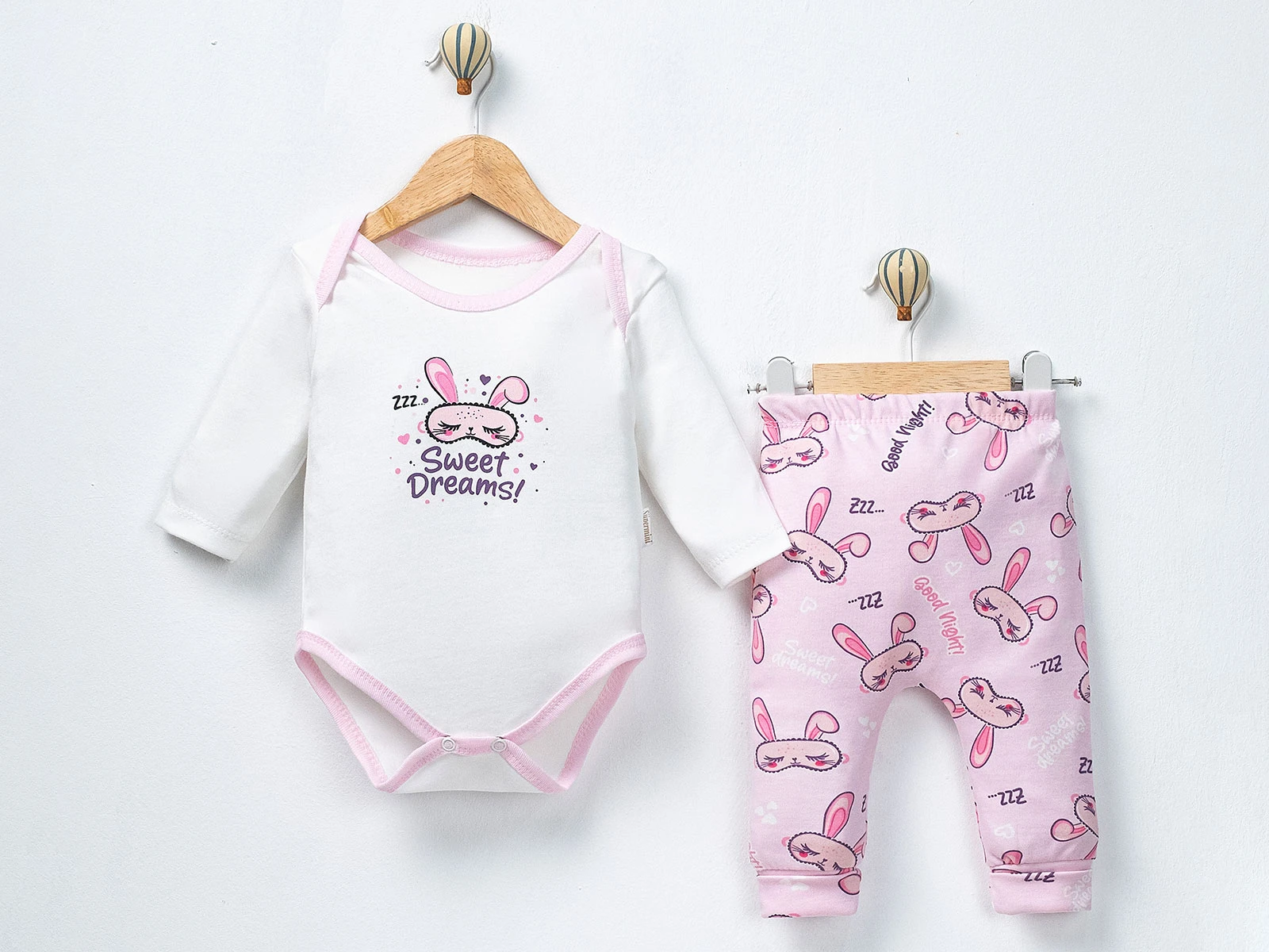 Tavşan Baskılı Kız Bebe Takım
