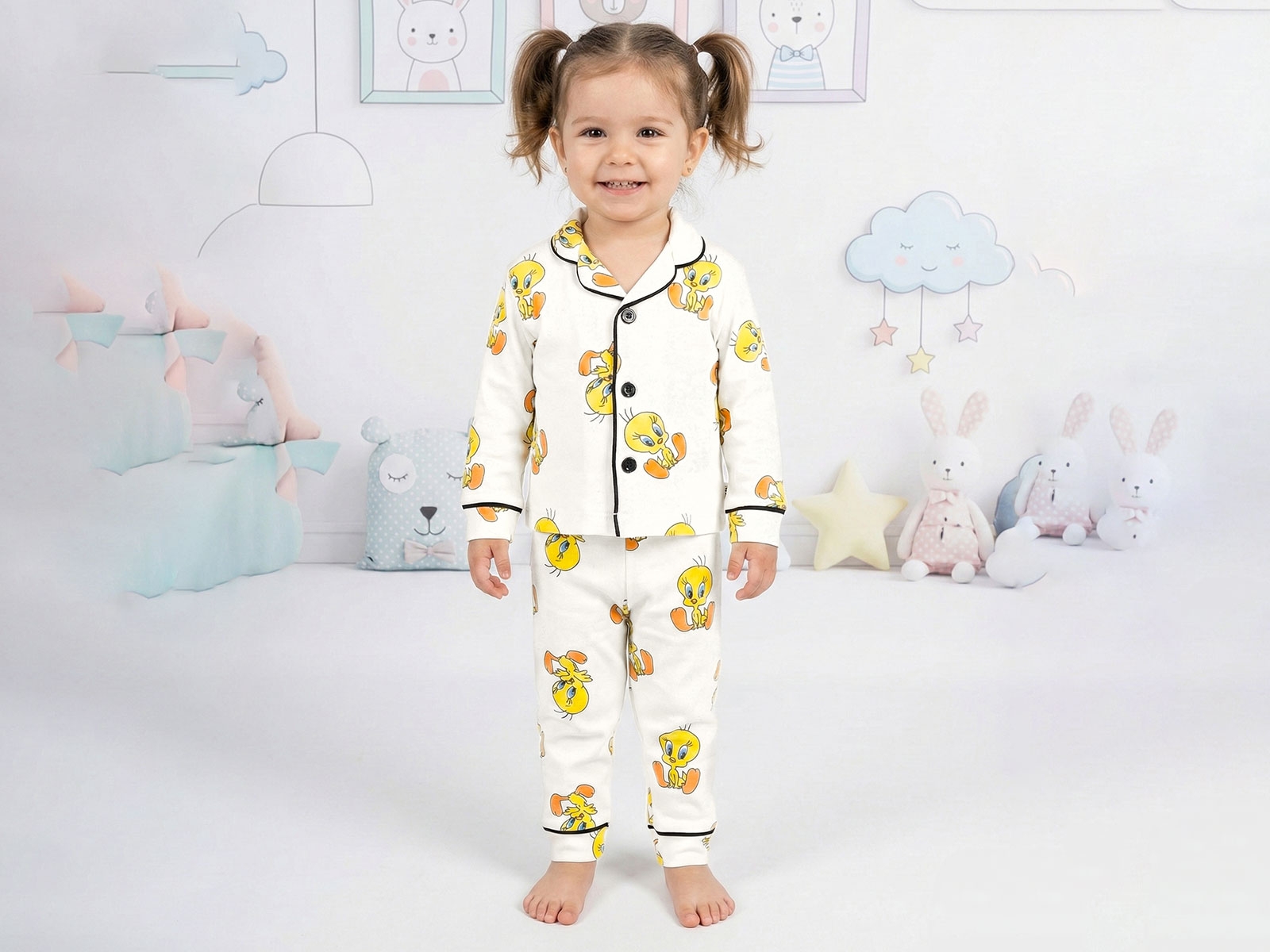 Tweety Desenli Yakalı Kız Pijama Takım