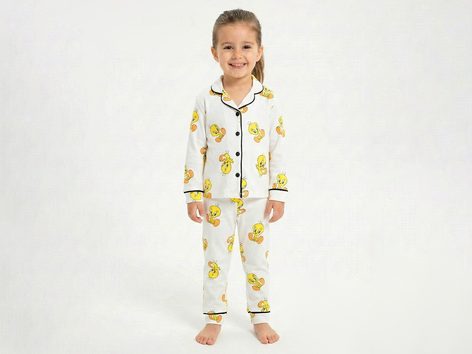 Tweety Desenli Yakalı Kız Pijama Takım