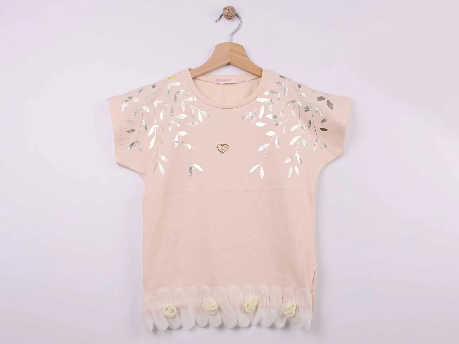 Yaprak Desenli Kız Tişört