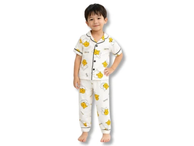 Pooh Desenli Yakalı Düğmeli Unisex Pijama Takım