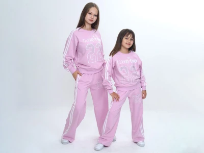 Toptan VIZVIZ 22 Baskılı Çizgili Kız Takım  PEMBE - Beniz Bebe