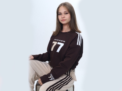 Коричневый