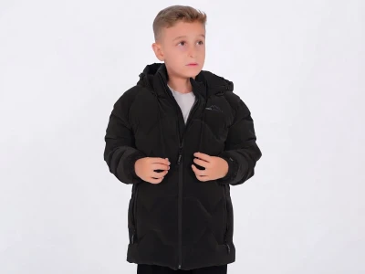 Toptan ROBİN Armalı Çizgi Nakışlı Cepli Kapşonlu Erkek Mont  - Toptan Çocuk Giyim Beniz Kids