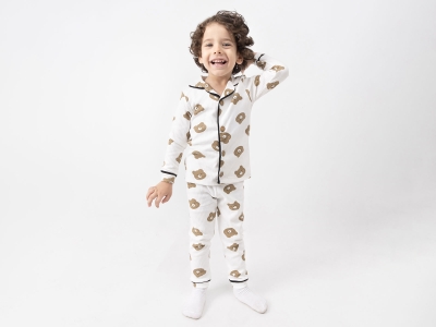 Ayıcık Desenli Raporlu Yakalı Düğmeli Erkek Pijama Takım