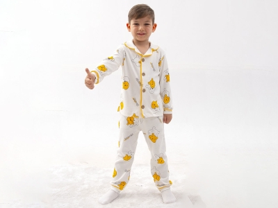 Ayıcık Desenli Yakalı Düğmeli Unisex Takım