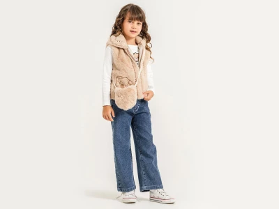 Toptan PAMPAL KİDS Ayıcık Nakışlı Peluş Yelekli Çantalı Üçlü Kız Takım - Toptan Çocuk Giyim Beniz Kids