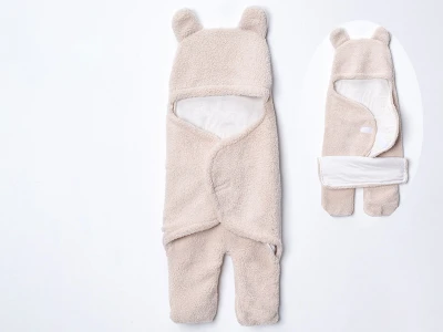 Toptan DENİTO Ayıcık Şapkalı Kuzu Unisex Bebe Kundak  - Toptan Çocuk Giyim Beniz Kids