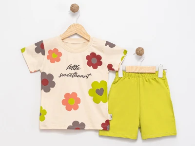 Вода зеленая