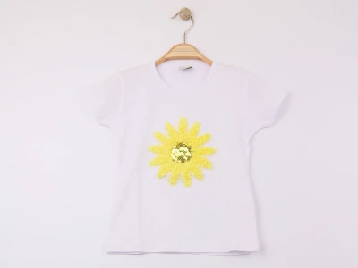 Çiçek Nakışlı Unisex Tişört