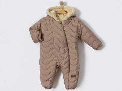 Toptan CRİSPY Kozmonot Çizgi Desenli Erkek Bebe Mont  KAHVERENGİ - Beniz Bebe