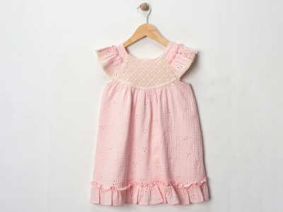 PEMBE