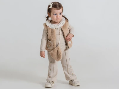 Toptan PAMPAL KİDS Dantel Yakalı Tüylü Yelekli Çantalı Kız Bebe Dörtlü Takım  - Toptan Çocuk Giyim Beniz Kids