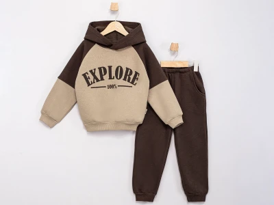 Toptan FEELY KİDS Explore Baskılı 3 İp Şardonlu Erkek Takım  KAHVERENGİ - Beniz Bebe