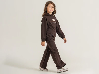 Toptan YAVRUCAK Fashion Baskılı Armalı Kapşonlu Kız Takım  Dark Coffee - Beniz Bebe