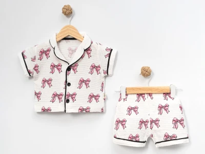 Fiyonk Desenli Kız Bebe Pijama Takım
