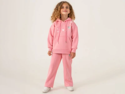 Toptan LUMİİ Kalp Baskılı Şapkalı Kanguru Cepli 3 İp Şardonlu Kız Takım Pink - Beniz Bebe
