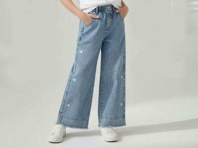 Toptan SLM Kalp Nakışlı Kız Kot Pantolon Light Blue - Beniz Bebe