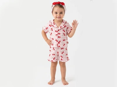 Kiraz Desenli Yakalı Düğmeli Kız Pijama Takım