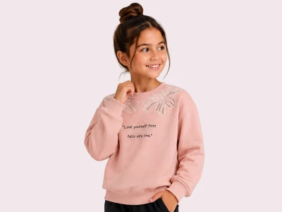 Toptan ROYA KİDS Love Baskılı Çiçek Detaylı 3 İp Şardonlu Kız Sweat  PEMBE - Beniz Bebe