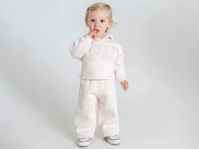 Toptan PAMPAL KİDS Love Baskılı Taş Detaylı Şapkalı 3 İp Şardonlu Kız Bebe Takım   - Toptan Çocuk Giyim Beniz Kids