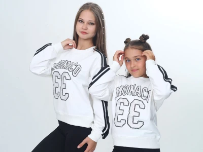 Toptan VIZVIZ Monaco Baskılı 2 İp Kız Sweat  - Toptan Çocuk Giyim Beniz Kids